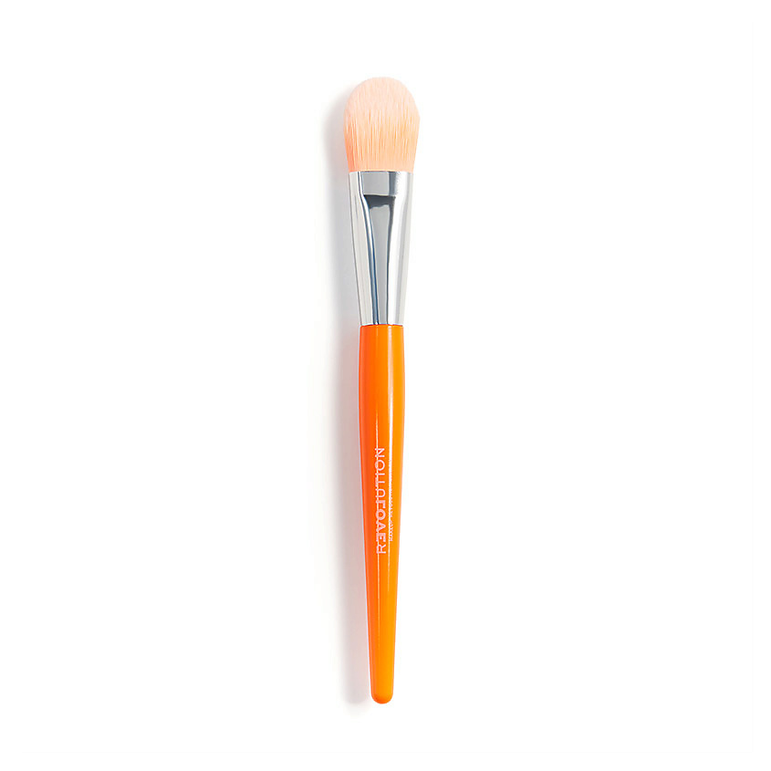 RELOVE REVOLUTION Кисть плоская для тональной основы Base Flat Foundation Brush – фото 3