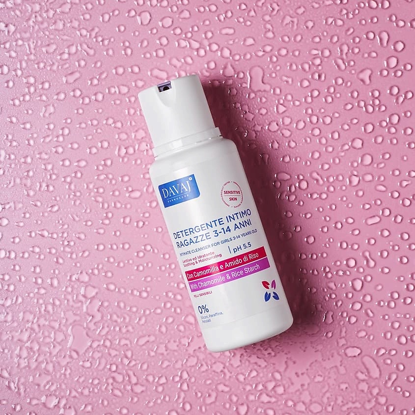 DAVAJ Средство для интимной гигиены детское с ромашкой с 3 лет Intimate Cleanser For Girls – фото 3