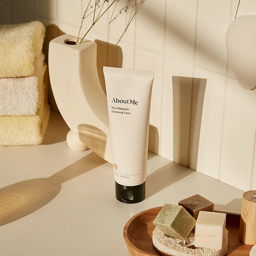 ABOUT ME Пенка для лица очищающая с рисом Rice Makgeolli Cleansing Foam – фото 4