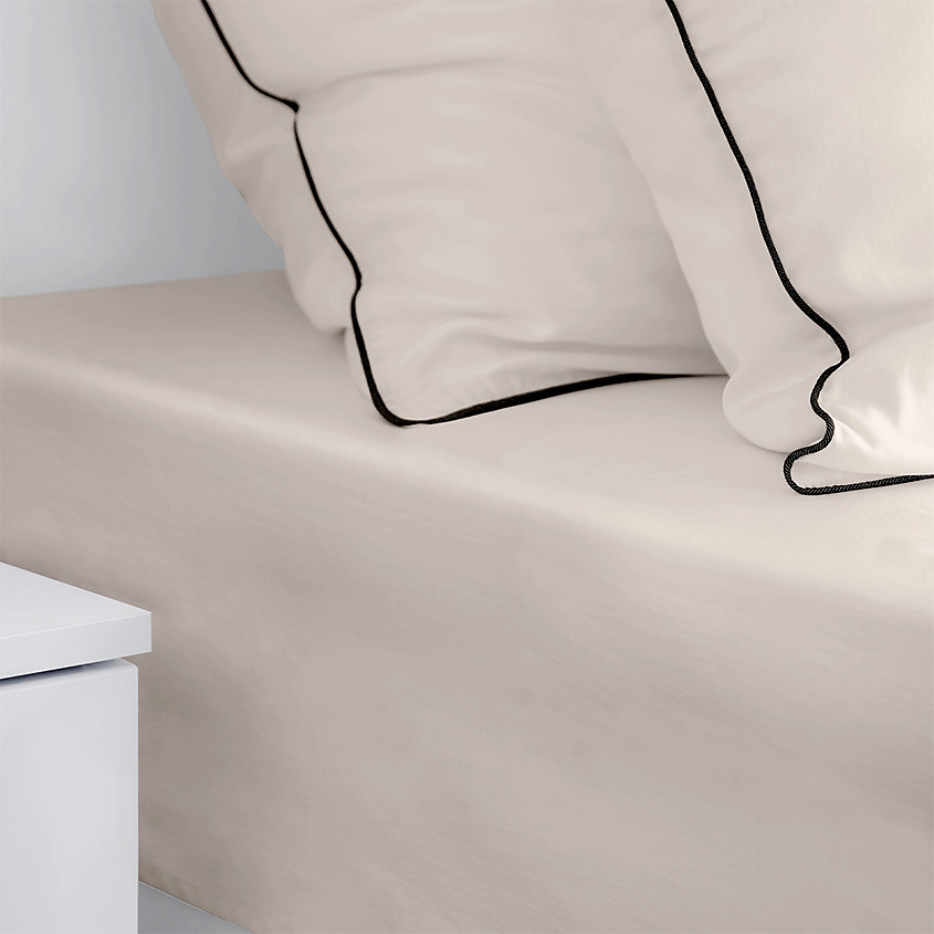 SOFT SILVER Антибактериальная простыня Antibacterial bedsheet, ЕВРО, 236х270 см. Цвет: «Песчаный берег» (бежевый) – фото 3