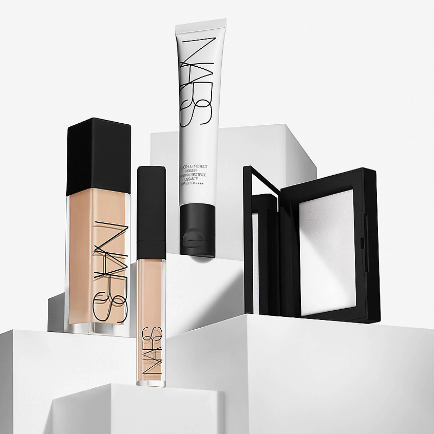 NARS Светоотражающая фиксирующая компактная пудра – фото 2