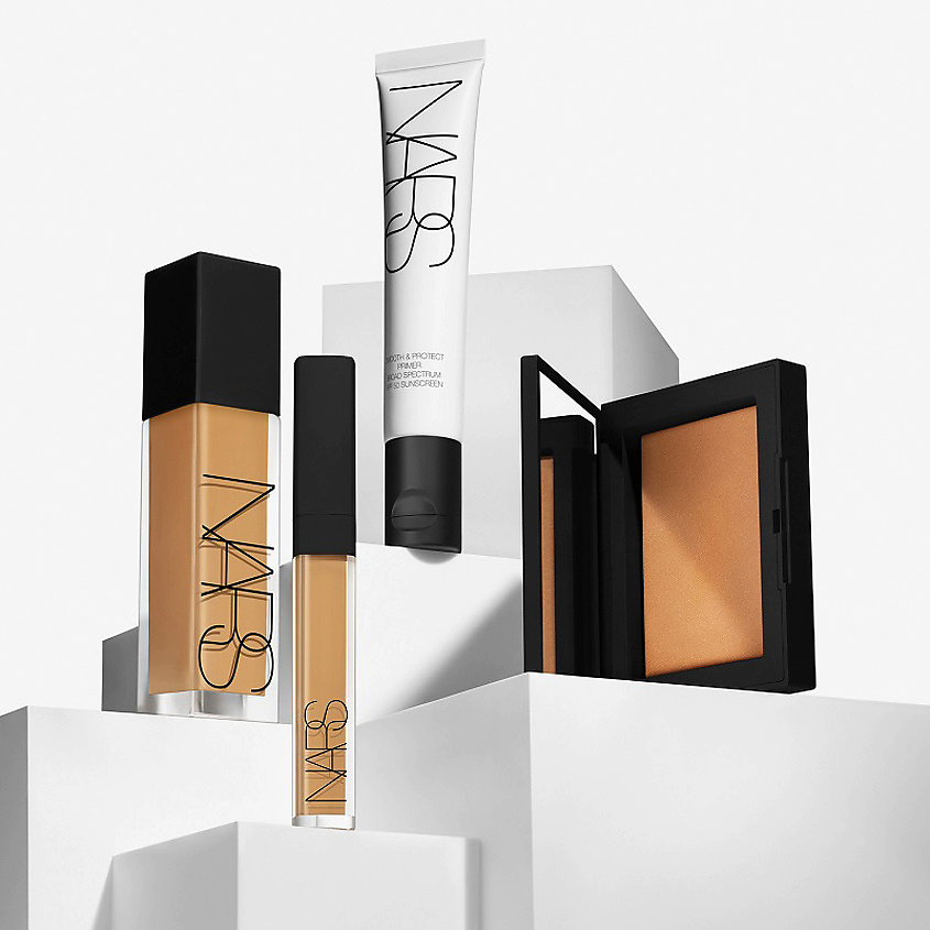 NARS Светоотражающая фиксирующая компактная пудра – фото 5