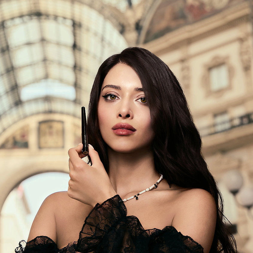 VIA MILANO Жидкая подводка для глаз Liquid Eyeliner Ultra-Fine Line – фото 3