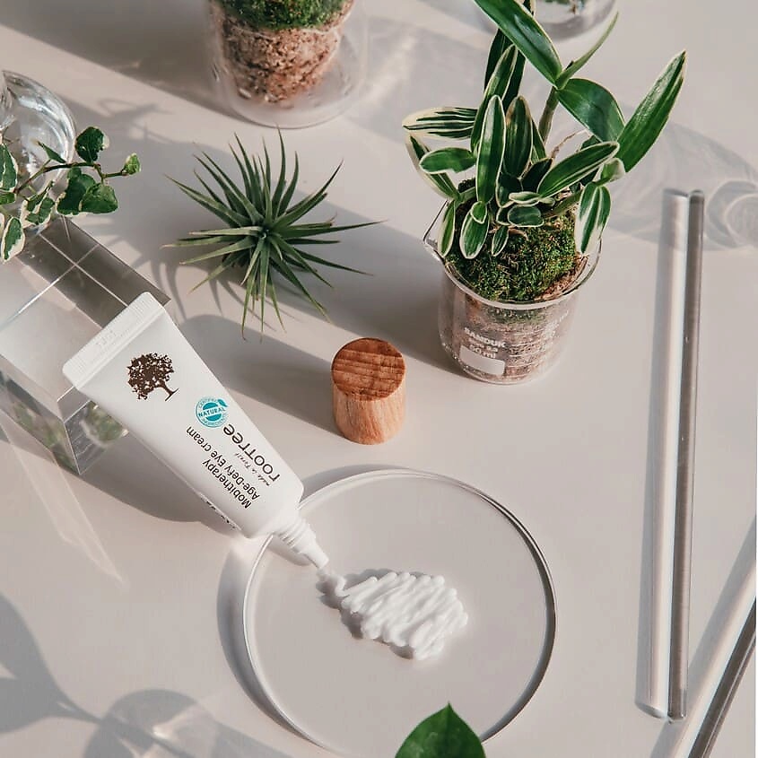 ROOTREE Омолаживающий крем для кожи вокруг глаз Age-Defy Eye Cream – фото 3