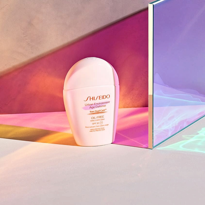 SHISEIDO Солнцезащитная эмульсия для городской среды SPF 30 Urban Environment Oil-Free Suncare Emulsion – фото 6